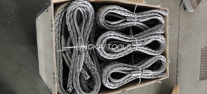 Konduktor Model SLW ACSR Menarik Cengkaman Sock Wire Mesh Joint Sambungan Stokin Mesh Konduktor