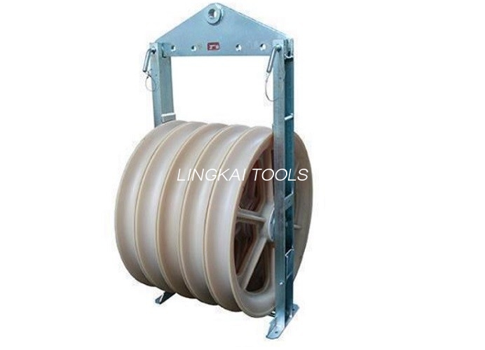 Cast Steel Cable Menarik Pulley Three Wheels Stringing Block untuk Konduktor