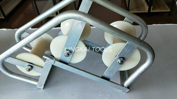 Model SH450J Bergalvani Lurang Kabel Penggelek Bahan Aluminium Jenis Bengkok