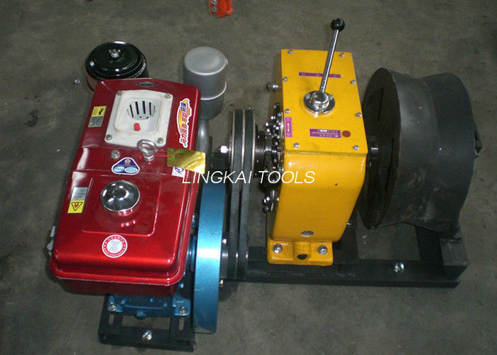 Winch Berkuasa Diesel 4T Daya Tarik Cepat / Peralatan Penarik Kabel Liting / Pengangkat