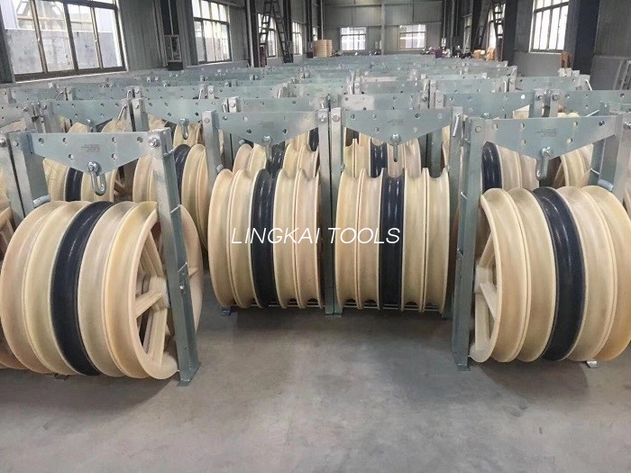 Takal Kabel Tersuai Sekat Nilon Sheave Pulley 1-3 Sheave 1160 Mm Diameter