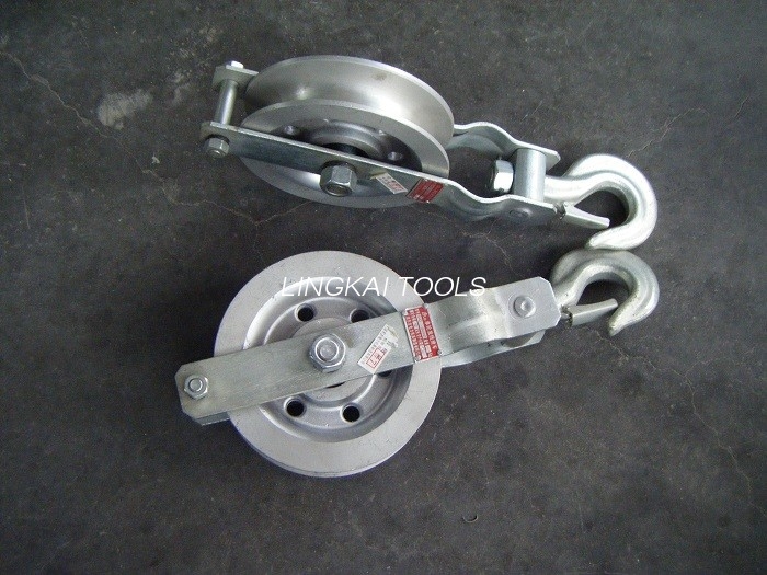 Blok Takal Roller Ground Kabel Nilon Atau Aluminium Sheave Untuk Blok Stringing Wayar Pembumian Transmisi Kuasa